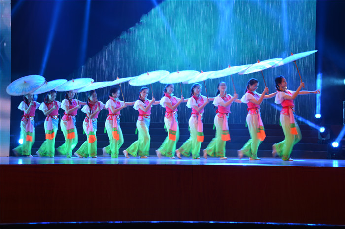 《走雨》二DSC_9411.jpg
