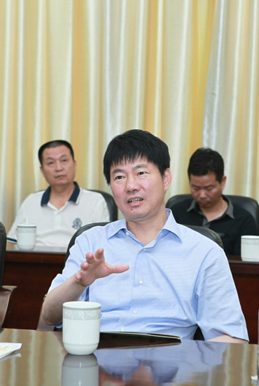 xc13070808.jpg