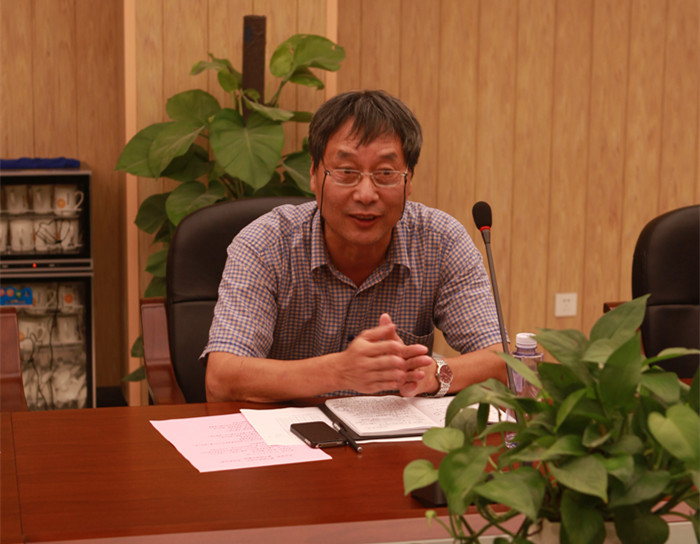 汤副院长讲话.jpg