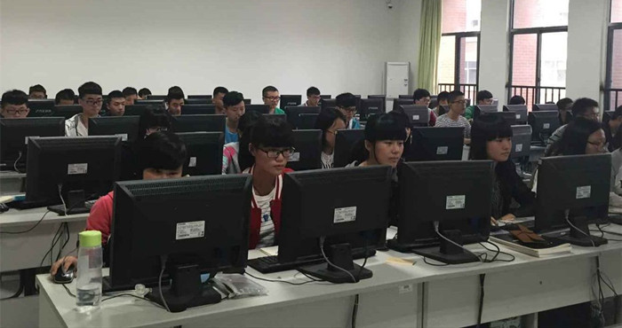 试点班上课照片7_副本11.jpg