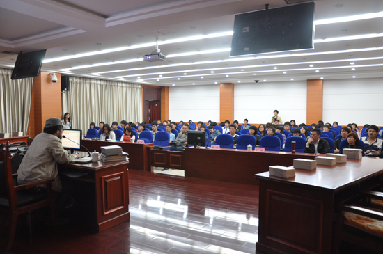 讲座现场02.jpg