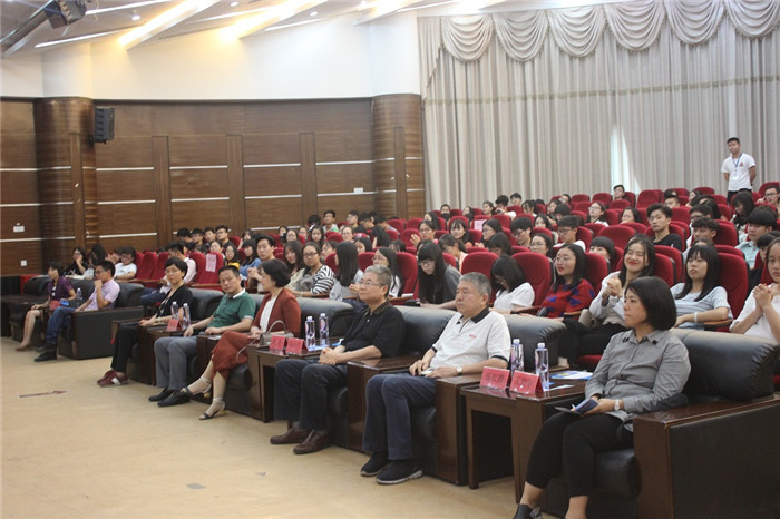 活动现场 (2).jpg