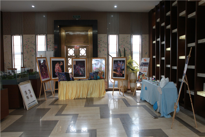 20160615新大陆照片画展 (1).jpg