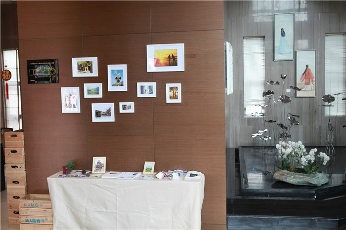 20160615新大陆照片画展 (3).jpg